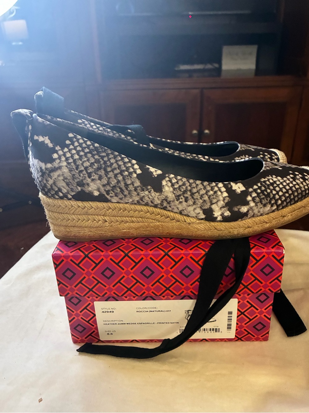 Tory Burch Heather 40mm Wedge Espadrille Snakeskin Print Satin Size 8.5